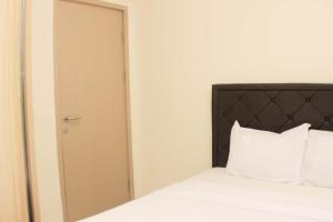 Luxury and Comfy 2BR at Meikarta Apartment By Travelio