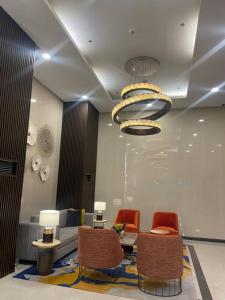 Luxury 1 Bedroom across Okada II Balcony w View