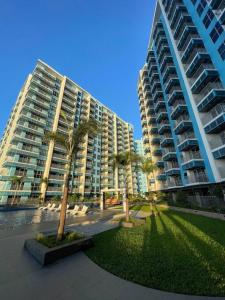 Luxury 1 Bedroom across Okada II Balcony w View