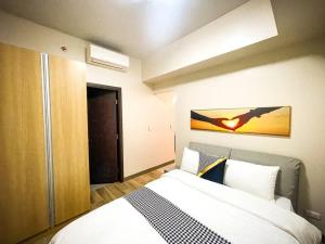 Luxury 1 Bedroom across Okada II Balcony w View