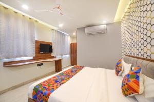 FabHotel Bliss Residency