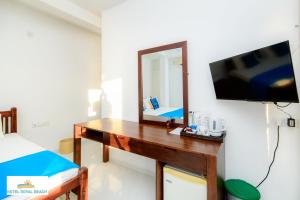 Royal Beach Hotel Hikkaduwa