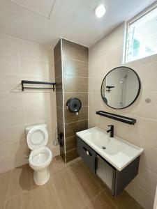 Century Suria Seaview + 3 Bedroom Apartment