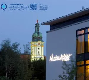 福斯登费尔德酒店 - 艾恩灵