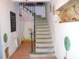 Maisons de vacances Charming cottage with stunning views in culture rich southern France : photos des chambres