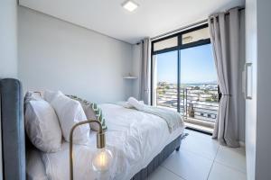 Top Floor Beachfront w Views, Blouberg, 51 Beach Break