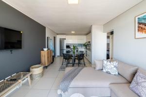 Top Floor Beachfront w Views, Blouberg, 51 Beach Break