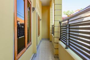 SN Guest House Near Trans Studio Mall