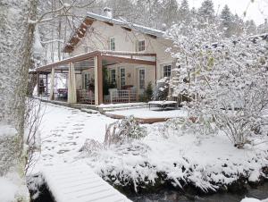 Maisons de vacances Gite du ruisseau : photos des chambres