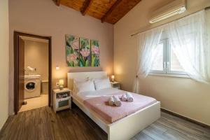 Villa Rose by PosarelliVillas