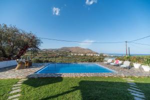 Villa Rose by PosarelliVillas