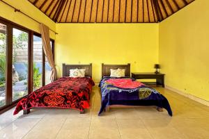 Baruna Lake Side View