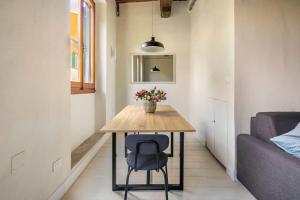Modern Loft 1 min to Basilica of Santa Croce