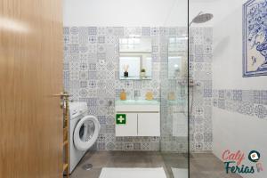 La petite maison de Armação de Pêra By Calyferias