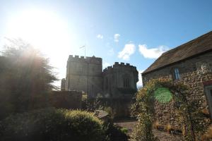Parr Cottage at Snape Castle Mews