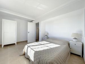 Villas Charming villa with pool, ideal family holiday : photos des chambres