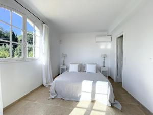 Villas Charming villa with pool, ideal family holiday : photos des chambres