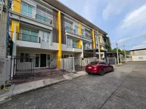 Cozy Stay near Airport - Ban Siyek Hua Take