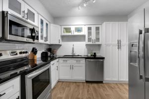 Family-Friendly 3BR Oasis in Powder Springs home