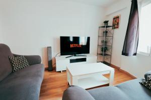 Apt Cabanyal, Beach 8 Min, Terrace, Smart TV