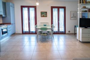 Trilocale a 200mt dal mare di Porto Recanati - P014