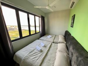 RiverView 8PAX 2BR in KBtown Wi-Fi, A-1-5