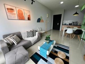 RiverView 8PAX 2BR in KBtown Wi-Fi, A-1-5