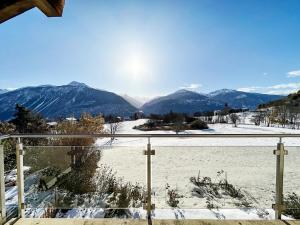 Sunny Lily facing the swiss Alps - Crans Montana