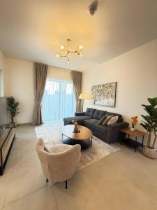 4br Jacuzzi Villa Yas Island Near F1