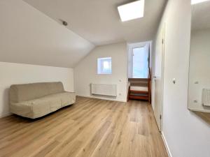 Helle und bequeme Monteurwohnung mit Balkon