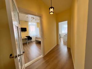 Helle und bequeme Monteurwohnung mit Balkon