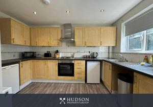 Spacious Townhouse with Garden