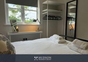 Spacious Townhouse with Garden