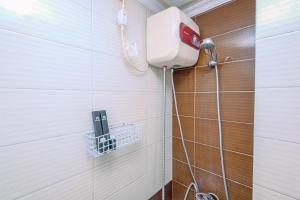 Fully Furnished and Comfy Studio Apartment Margonda Residence 3 By Travelio