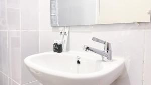 Modern Look and Restful Studio at Tokyo Riverside Apartment PIK 2 By Travelio