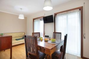 Espinho Retreat with Balcony