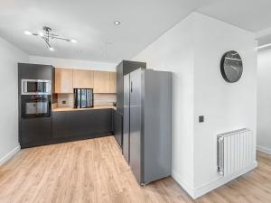 Confort moderne, Paris & Le Bourget