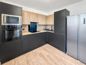 Confort moderne, Paris & Le Bourget