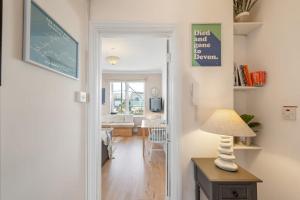 Apartment Expansive Sea Views Private Parking