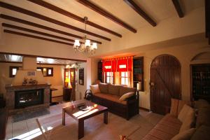 Pine Lodge by Ski Alure