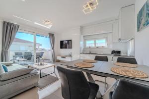 Nova Excellence modern apartment for 8