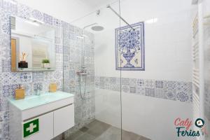 La petite maison de Armação de Pêra By Calyferias