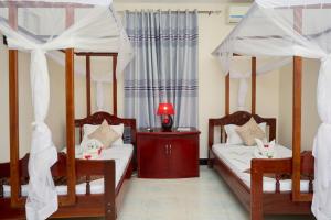 Safari Lodge Ltd