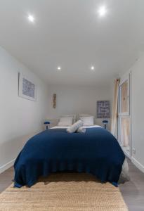 Appartements Le Charlot - Appartement design avec parking et terrasse : photos des chambres