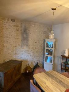 Maisons de vacances Maison de campagne avec piscine : photos des chambres