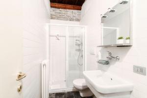 Angel - by MyHomeInComo