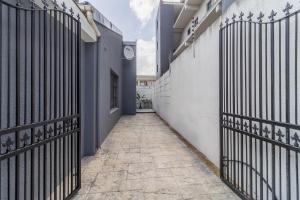 En-suite Room, Walking distance to Kite Beach