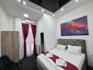 Authentic Belgrade Centre Suites with Patios in Courtyard for Smokers