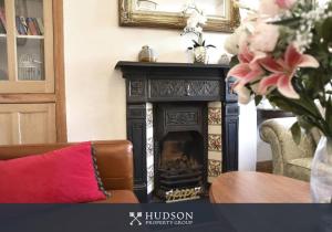 Town Centre Period Property by Shrewsbury Abbey