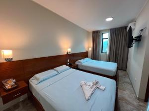 Caruzo Hotel and suites